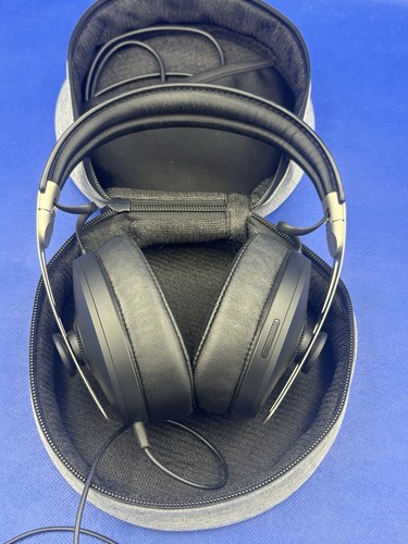 Sennheiser momentum noise - sennheiser,